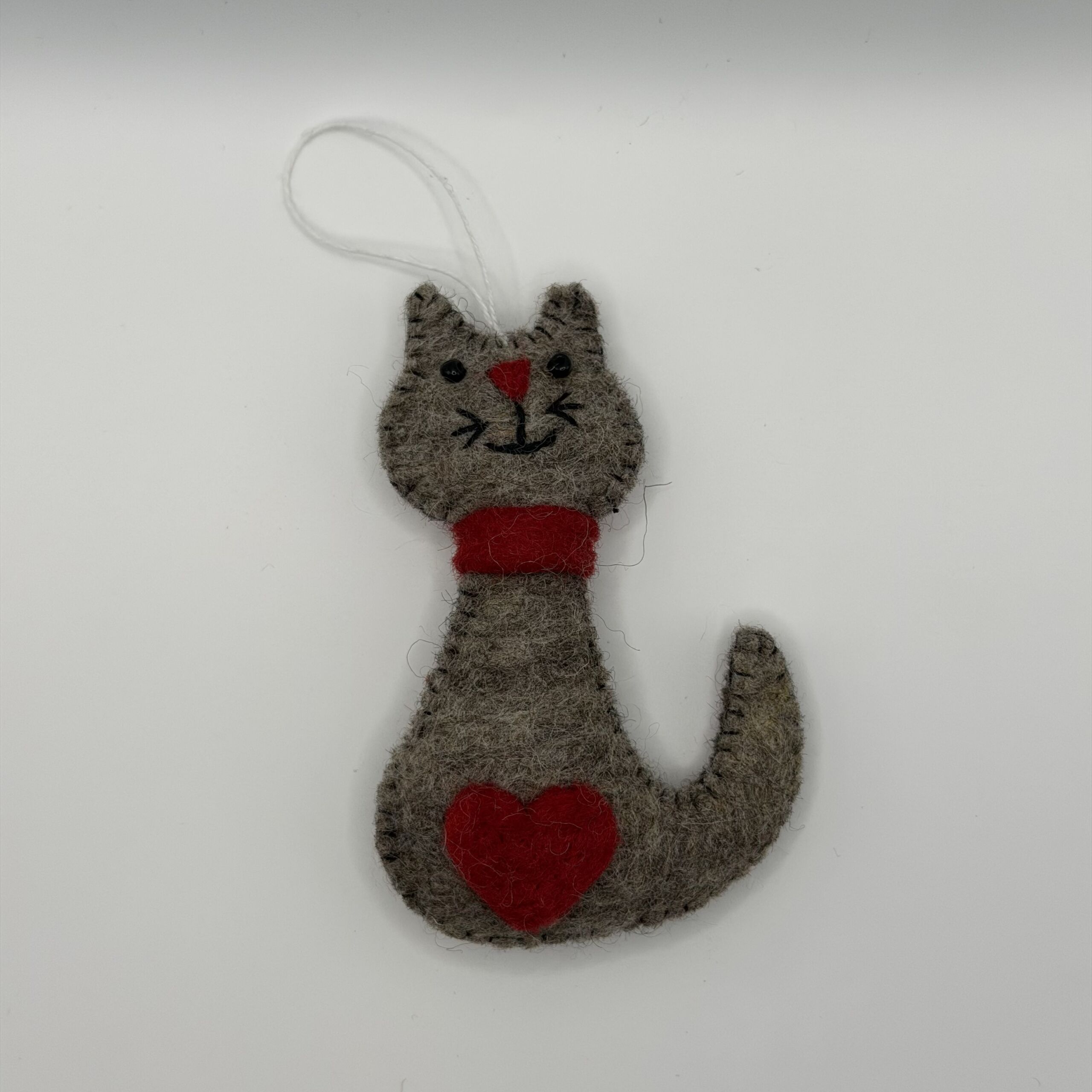 gray-cat-heart-felt-ornament