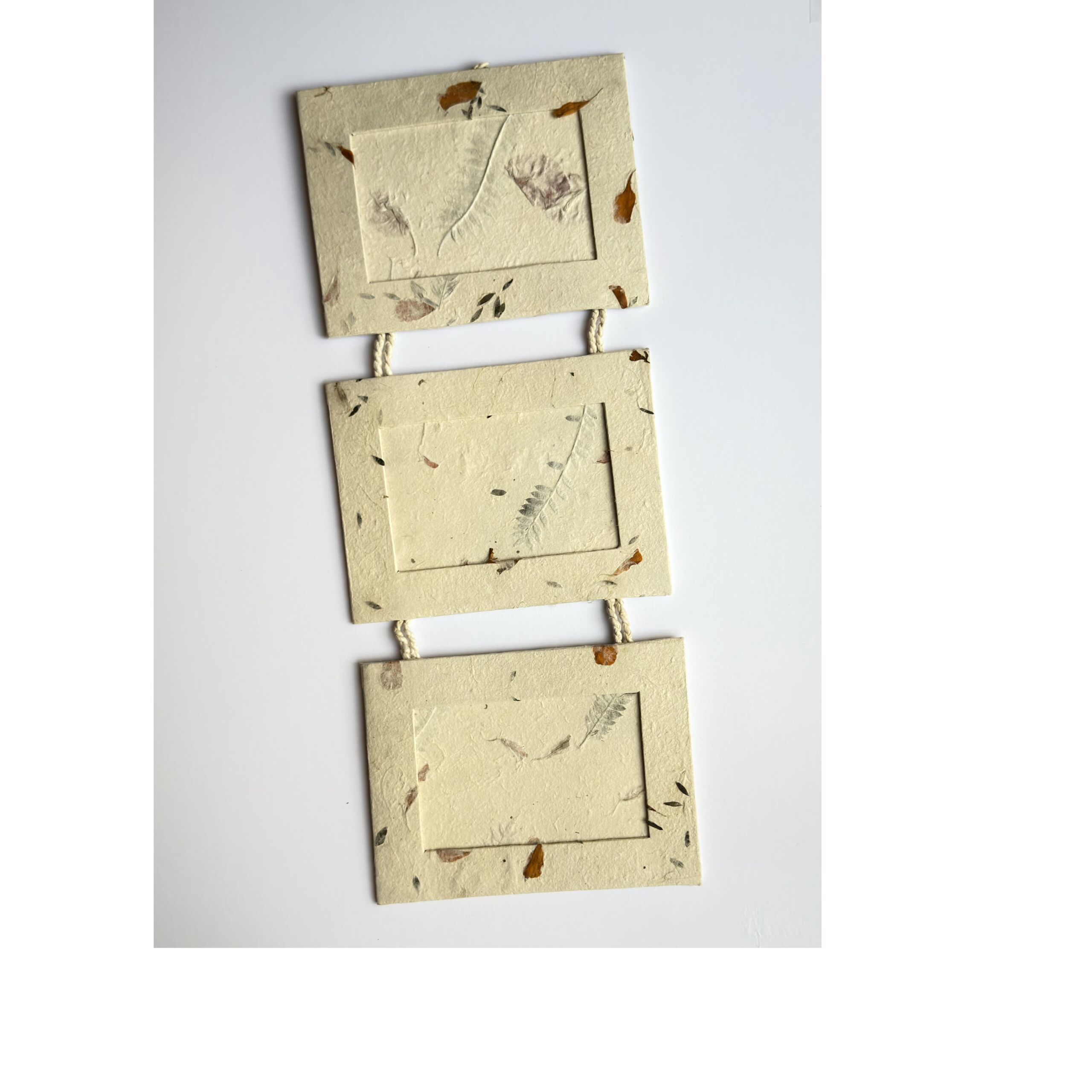 natural-fiber-triple-lokta-picture-frame