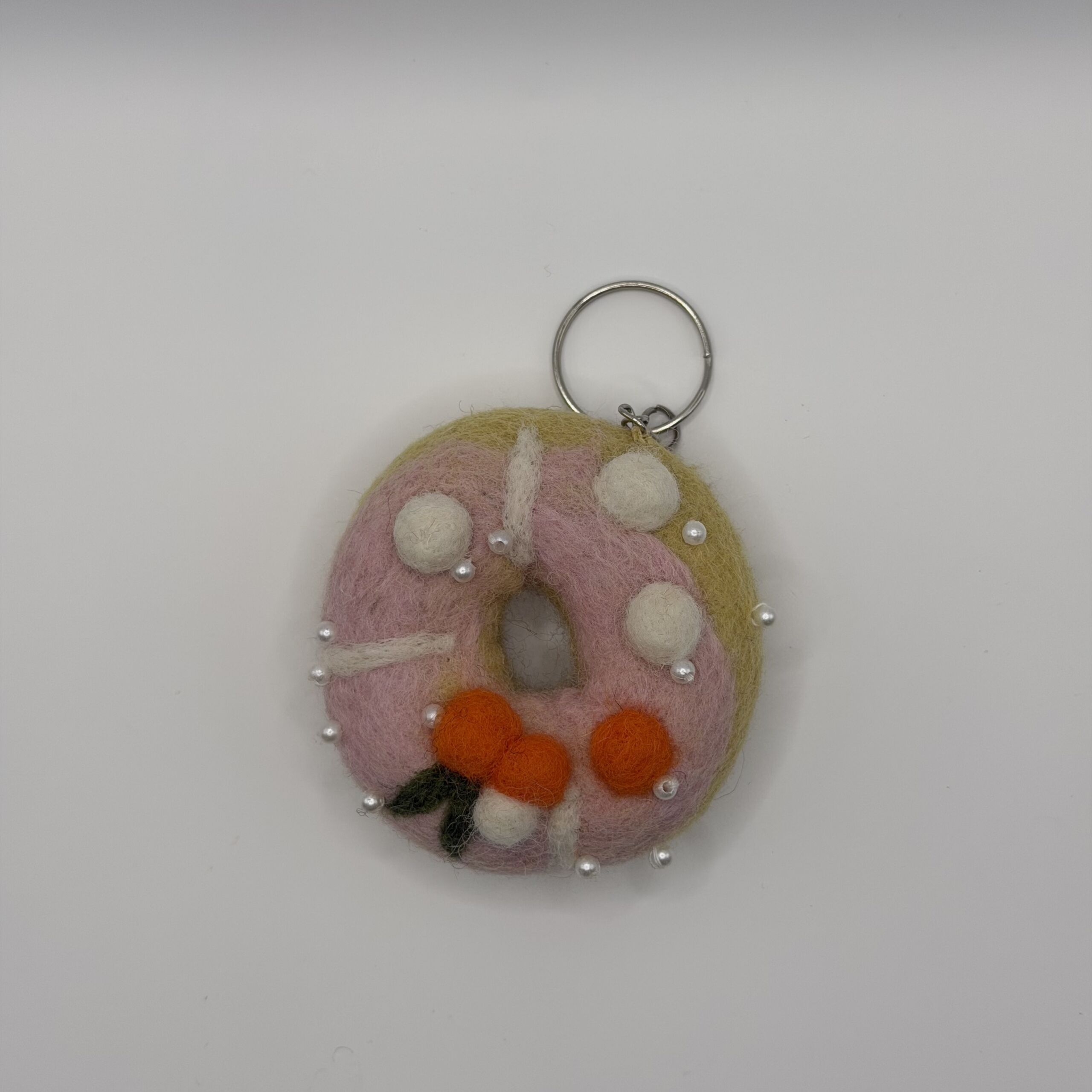 pastel-garden-donut-felt-keyring