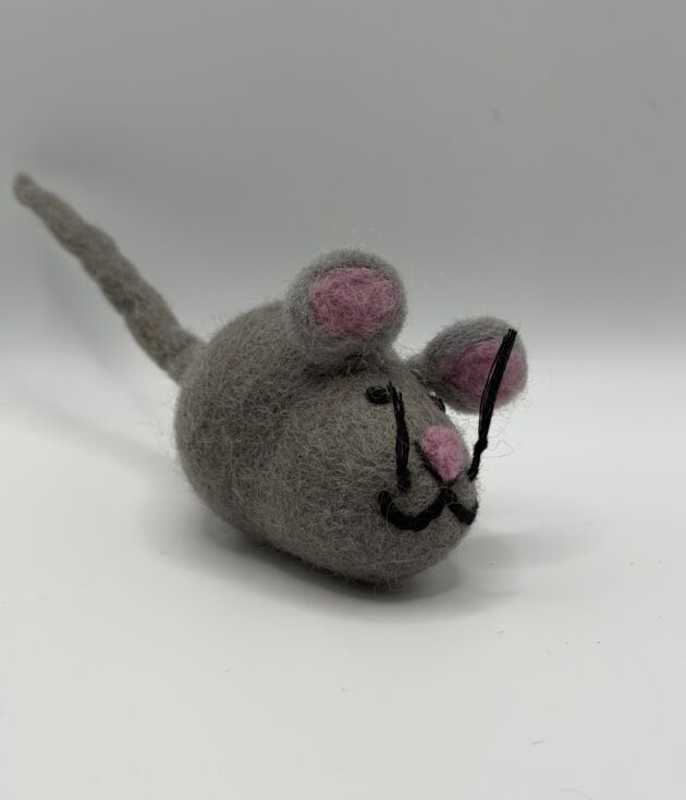 Pebble Felt Mouse Cat Toy