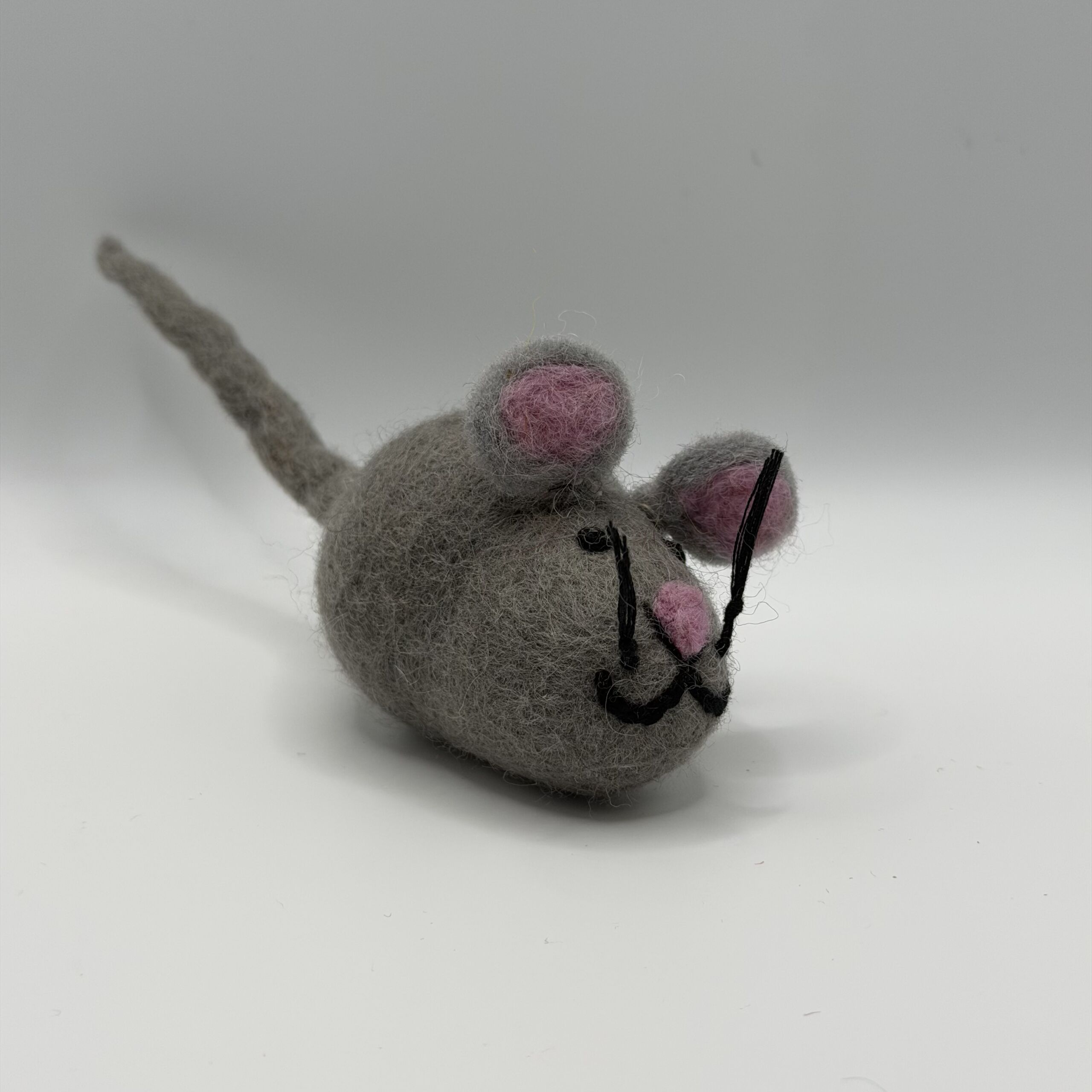 pebble-felt-mouse-cat-toy